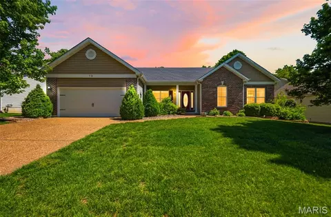 79 Harrisburg Ct, Saint Peters, MO 63376
