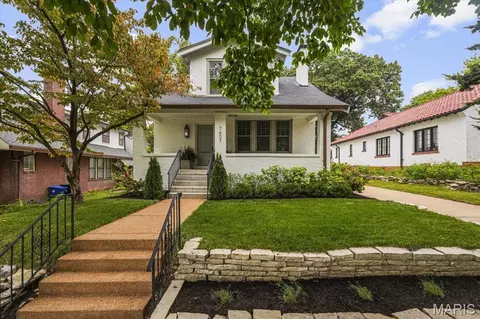 7607 Teasdale Ave, University City, MO 63130