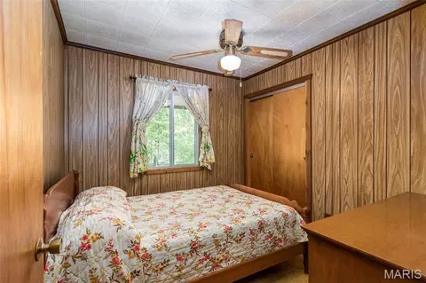 Bedroom - 33 Pawnee Dr, Sullivan, MO 63080 photo 1 of 4