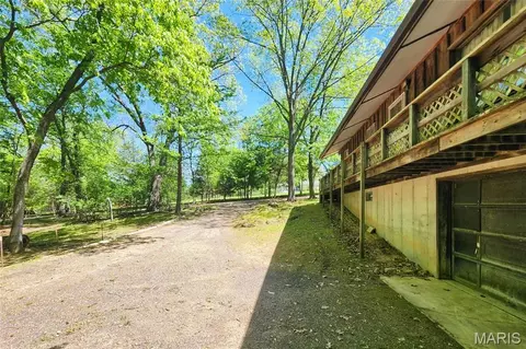 Exterior - 33 Pawnee Dr, Sullivan, MO 63080 photo 1 of 21