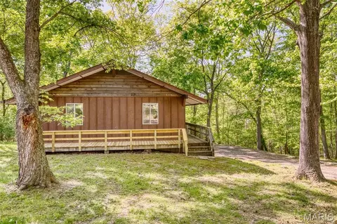 Exterior - 33 Pawnee Dr, Sullivan, MO 63080 photo 7 of 21