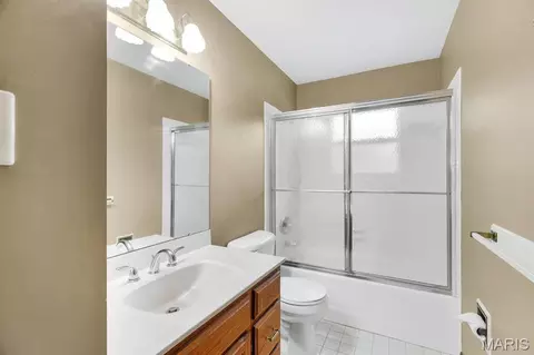 Bath - Undisclosed, High Ridge, MO 63049 photo 2 of 2