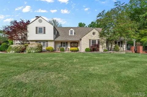 912 Karau Ln, Cape Girardeau, MO 63701