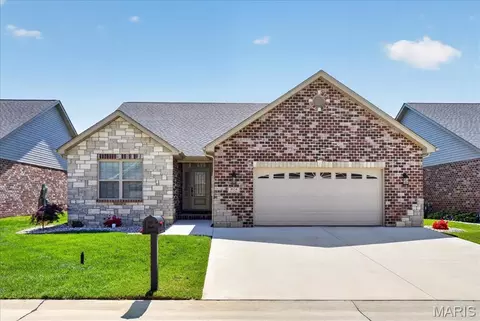 2024 Ravenel, Belleville, IL 62226