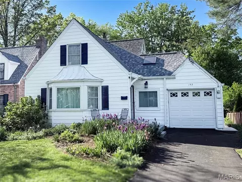 143 Central Ave, Webster Groves, MO 63119