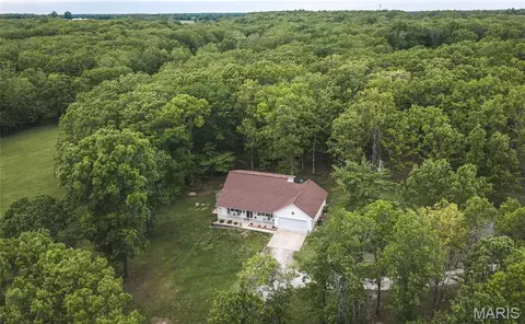 18555 County Road 1130, Saint James, MO 65559