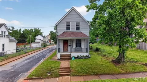 6549 Bartmer Ave, University City, MO 63130