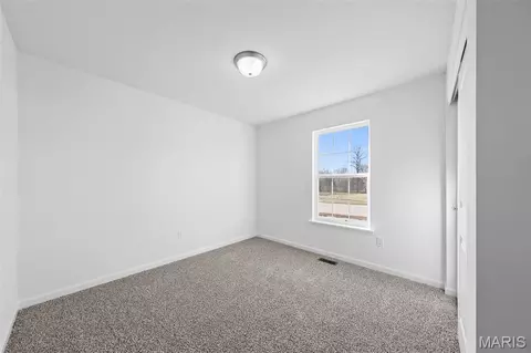 Bedroom - 1007 Samwise St, Wright City, MO 63390 photo 3 of 6