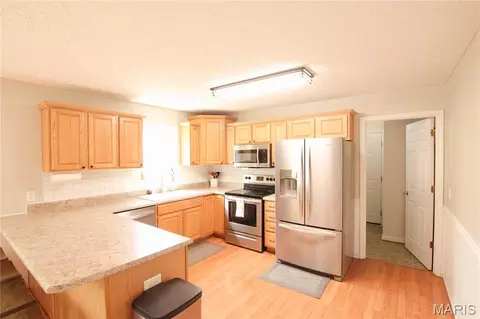Kitchen - 5294 Farrell Rd, Gerald, MO 63037 photo 1 of 4
