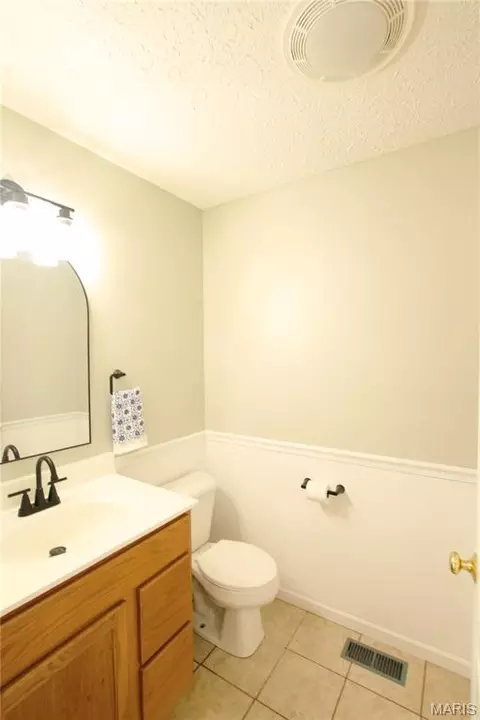 Bath - 5294 Farrell Rd, Gerald, MO 63037 photo 4 of 5