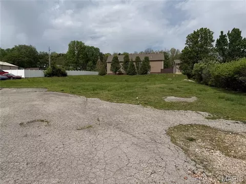 1337 W 5th St, Eureka, MO 63025