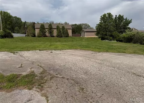 1337 W 5th St, Eureka, MO 63025 photo 2