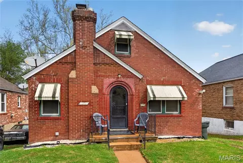 6331 Saloma Ave, Saint Louis, MO 63136