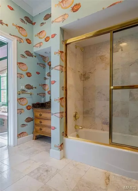 Bath - 7744 Pershing Ave, Clayton, MO 63105 photo 5 of 5