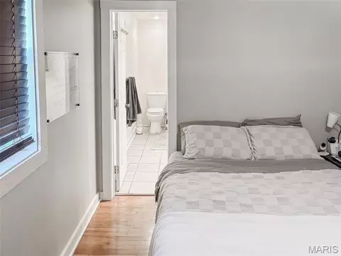 Bedroom - 1043 Edgewood St, Springfield, MO 65807 photo 1 of 9