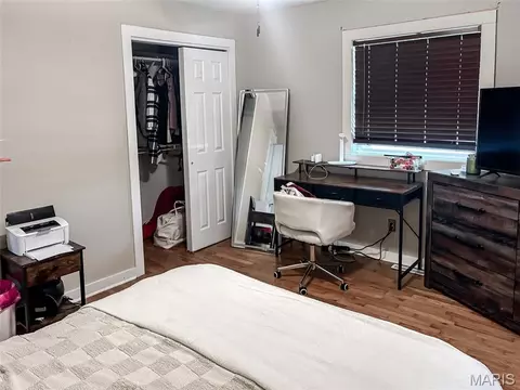 Bedroom - 1043 Edgewood St, Springfield, MO 65807 photo 8 of 9