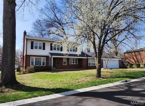 801 Fairdale Ave, Rock Hill, MO 63119