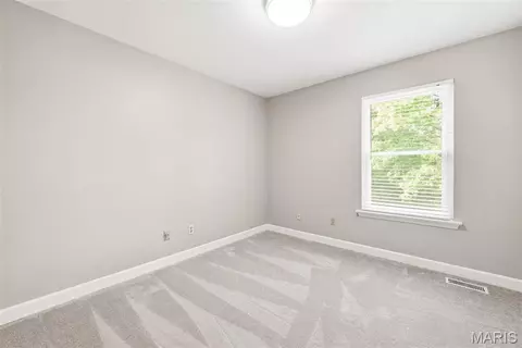 Bedroom - 2412 Parkmoor Ct, Ballwin, MO 63021 photo 4 of 9
