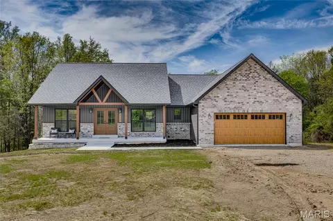 3308 Weatherby Ln, Farmington, MO 63640