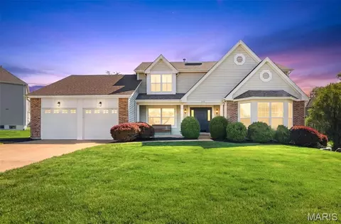 1656 Waldens Meadow Ct, Ellisville, MO 63011