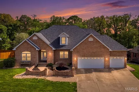 216 Eden Park Blvd, Shiloh, IL 62269