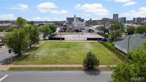 3208 Delmar Blvd, Saint Louis, MO 63103