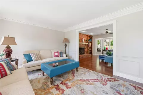 Living - 180 Spring Oaks Dr, Ballwin, MO 63011 photo 5 of 9