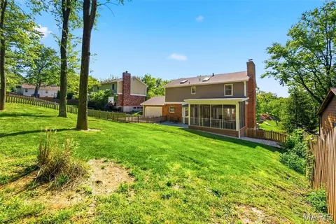 Exterior - 180 Spring Oaks Dr, Ballwin, MO 63011 photo 8 of 18