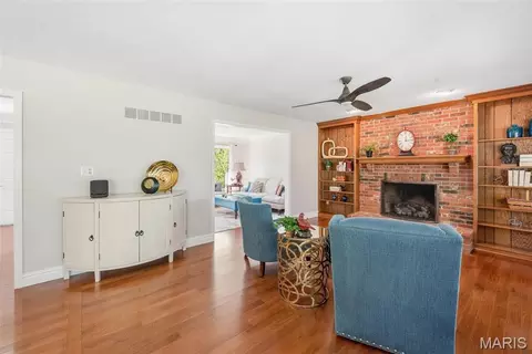 Living - 180 Spring Oaks Dr, Ballwin, MO 63011 photo 1 of 9