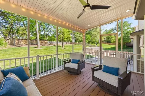 Exterior - 180 Spring Oaks Dr, Ballwin, MO 63011 photo 3 of 18
