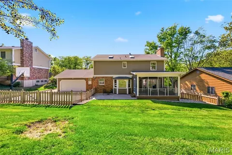 Exterior - 180 Spring Oaks Dr, Ballwin, MO 63011 photo 12 of 18