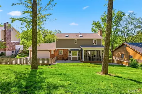 Exterior - 180 Spring Oaks Dr, Ballwin, MO 63011 photo 11 of 18