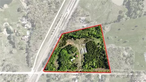 2654 N Mapleshade Rd, Cuba, MO 65453