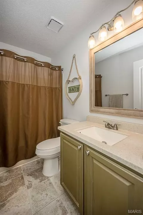 Bath - 14 Beckewith Trl, O'fallon, MO 63368 photo 4 of 5
