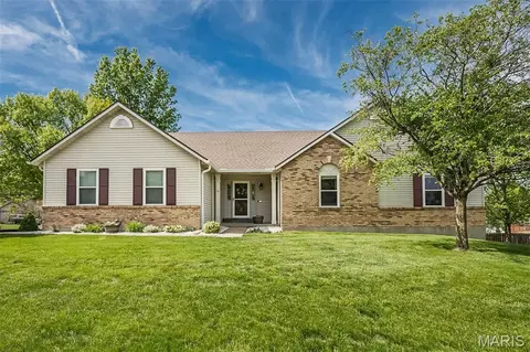 14 Beckewith Trl, O'fallon, MO 63368