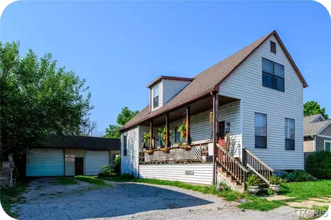 3716 Tholozan Ave, Saint Louis, MO 63116
