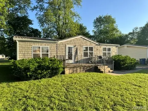 806 Dawson Rd, New Madrid, MO 63869