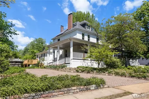 1231 Highland Ter, Saint Louis, MO 63117