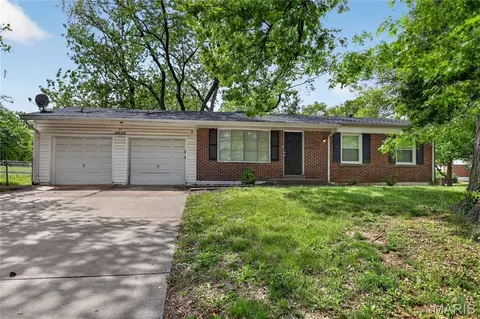 10535 Trask Dr, Saint Louis, MO 63136