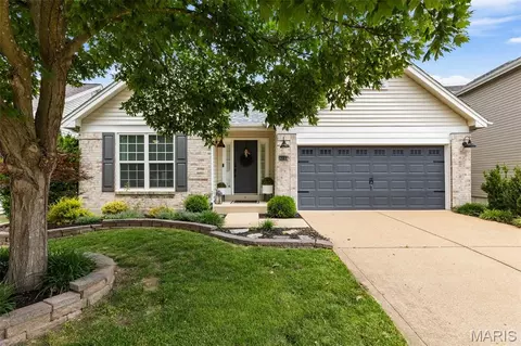 311 Cove Landing Dr, Wildwood, MO 63040