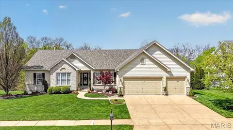 17648 Westhampton Woods Dr, Wildwood, MO 63005