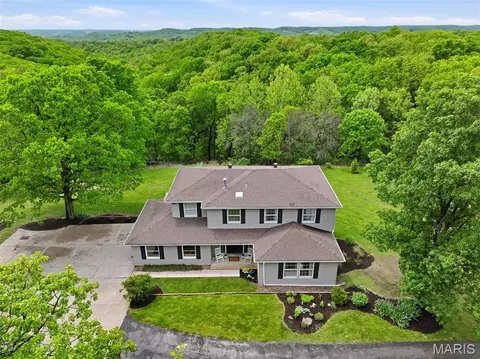 1616 Old State Rd, Wildwood, MO 63038