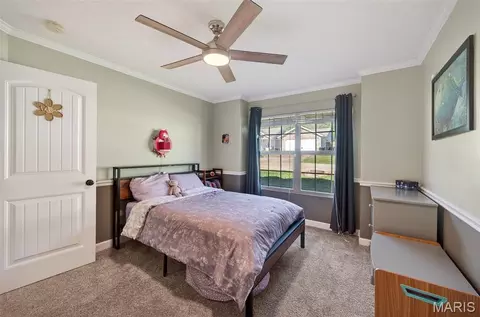 Bedroom - 20990 Hideaway Ln, Saint Robert, MO 65584 photo 4 of 7
