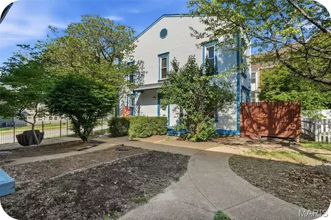 2638 Park Ave, Saint Louis, MO 63104