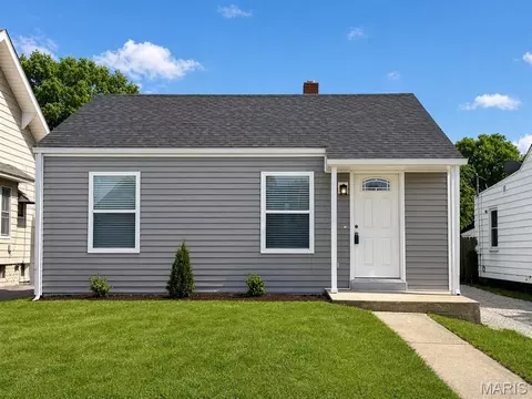 2864 Washington Ave, Granite City, IL 62040