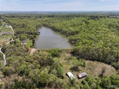 2551 Yellow Rock Rd, De Soto, MO 63020