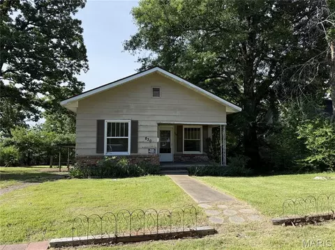 830 Hart St, Poplar Bluff, MO 63901