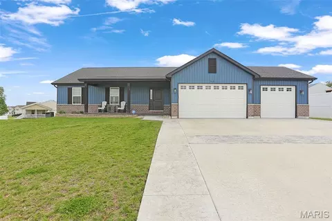 40 Mill Point Ct, Moscow Mills, MO 63362