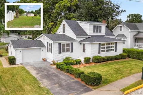 801 E Hanover St, New Baden, IL 62265
