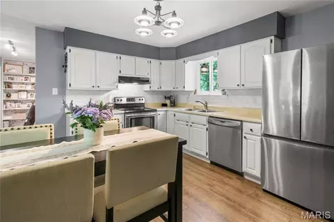 Kitchen - 3312 Eldon Dr, Imperial, MO 63052 photo 2 of 6